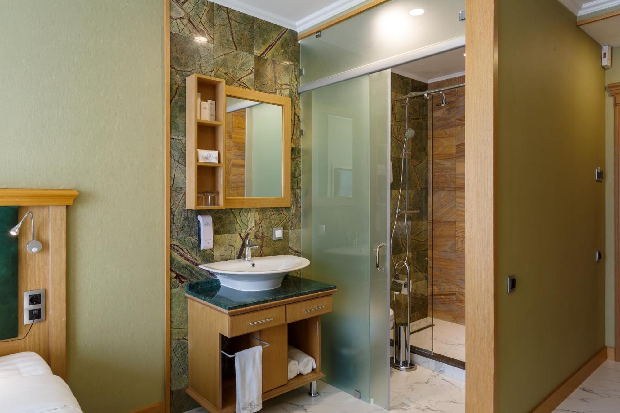 Shera Park Boutique Hotel 알마티 외부 사진