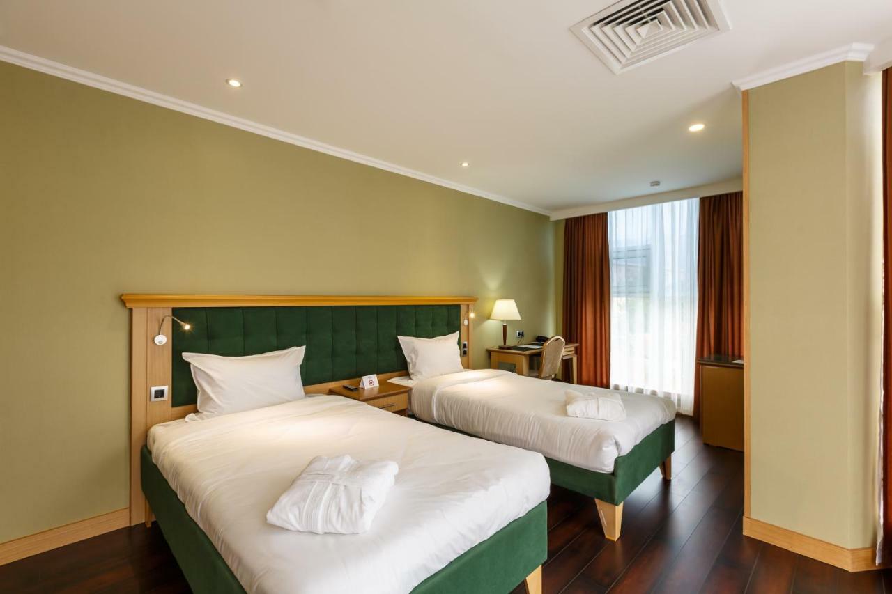 Shera Park Boutique Hotel 알마티 외부 사진