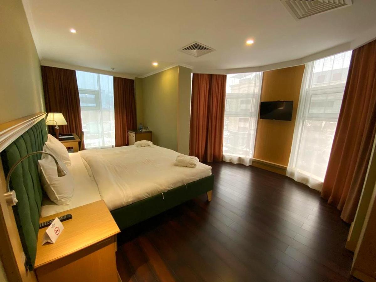 Shera Park Boutique Hotel 알마티 외부 사진